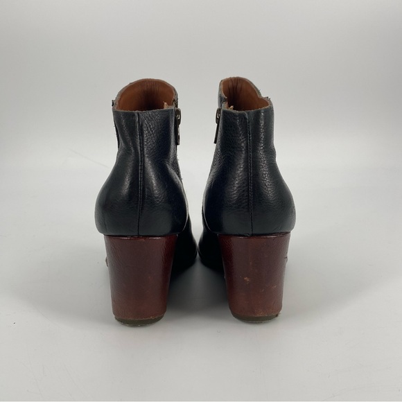Women Kork Ease Ankle Black Leather Booties - Picture 5 of 7